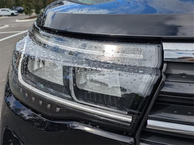 new 2025 Ford Explorer car, priced at $42,827