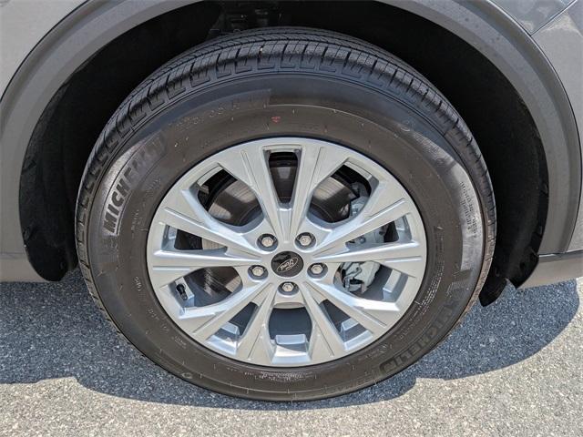 new 2025 Ford Escape car, priced at $27,771