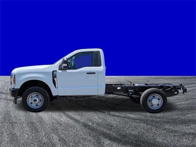 new 2025 Ford F-350 car, priced at $51,368