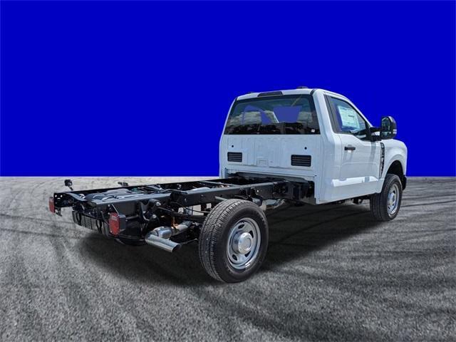 new 2025 Ford F-350 car, priced at $51,368