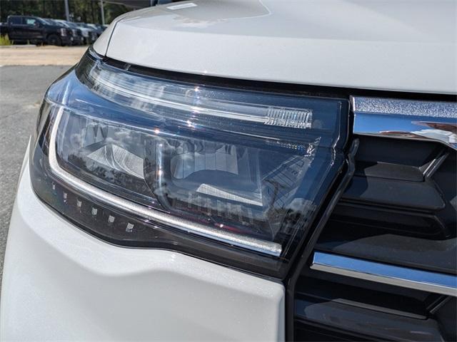 new 2025 Ford Explorer car, priced at $43,573