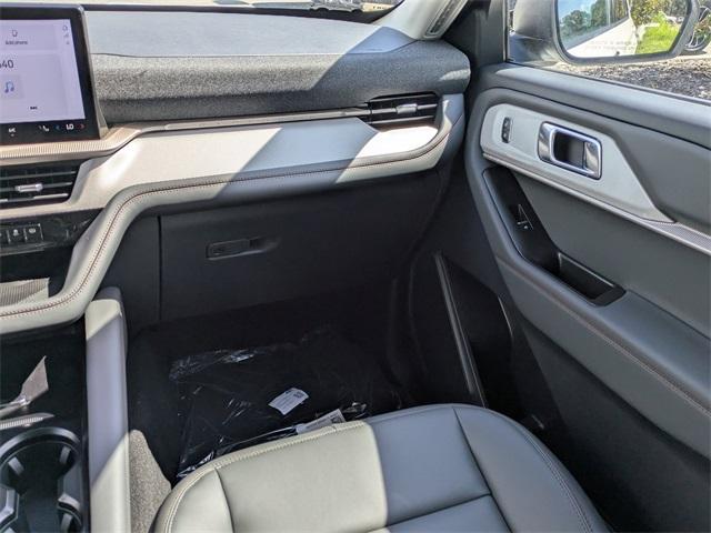 new 2025 Ford Explorer car, priced at $43,573