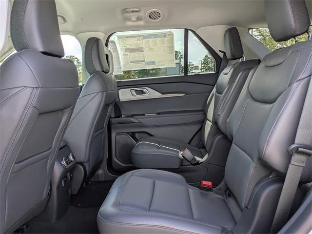 new 2025 Ford Explorer car, priced at $43,573