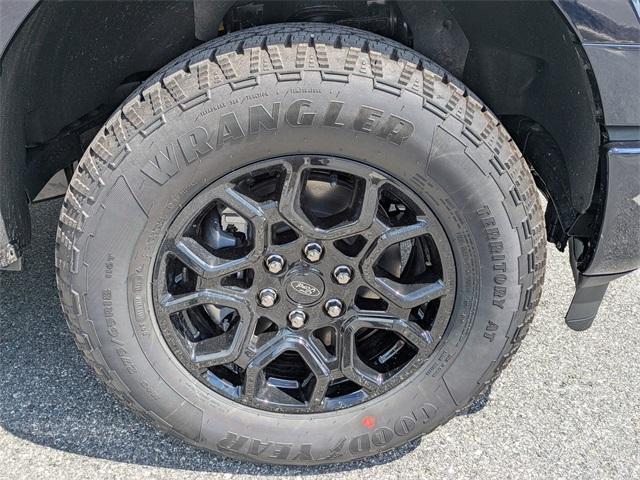 new 2025 Ford F-150 car, priced at $54,052