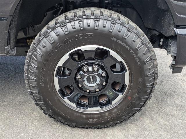 new 2025 Ford F-250 car, priced at $70,475