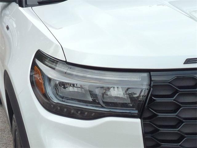 new 2025 Ford Explorer car, priced at $49,640