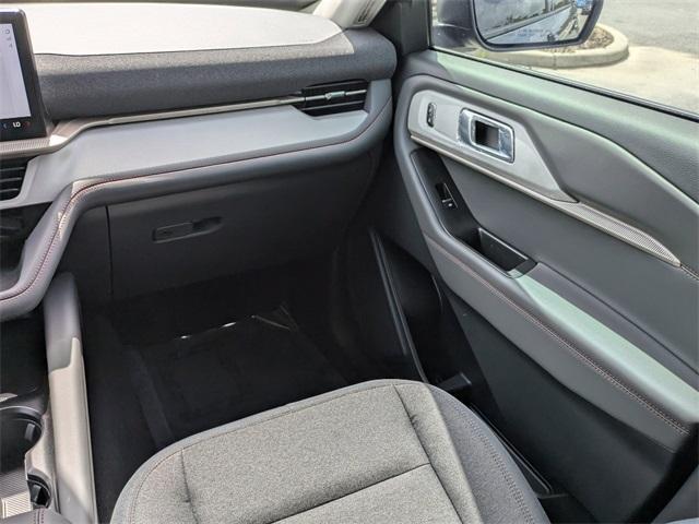 new 2025 Ford Explorer car, priced at $38,266
