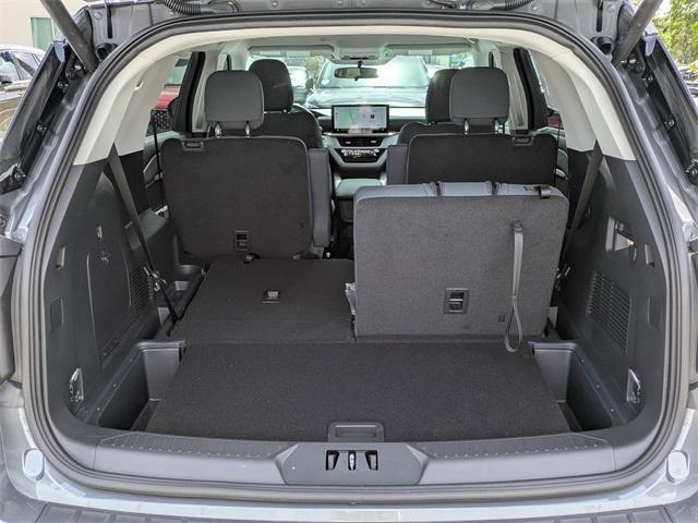 new 2025 Ford Explorer car, priced at $38,266