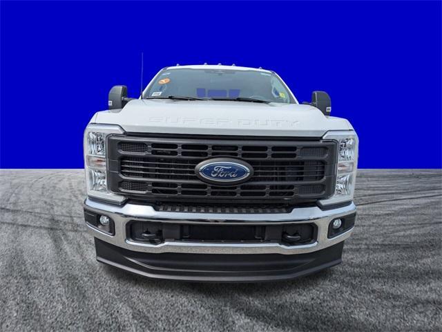 used 2023 Ford F-350 car, priced at $51,234