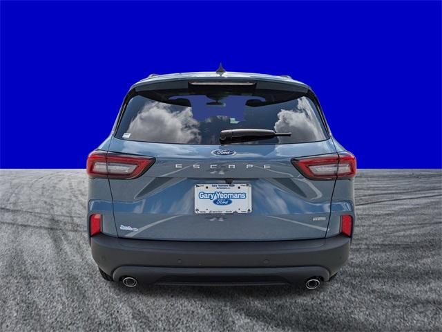 new 2025 Ford Escape car, priced at $30,658