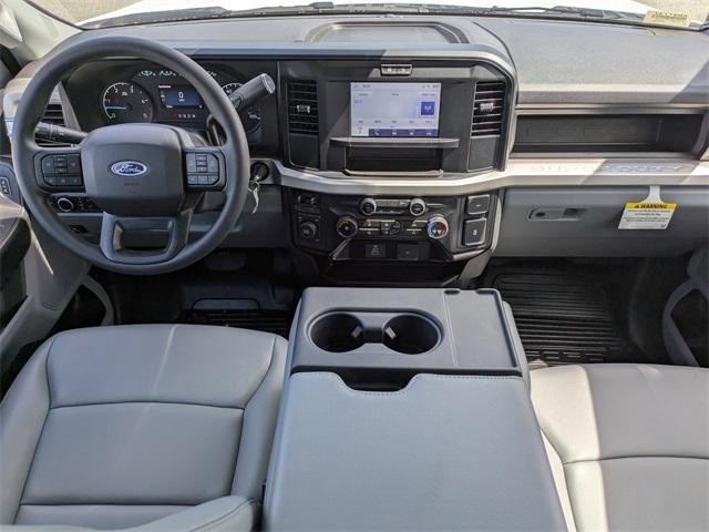 new 2025 Ford F-450 car, priced at $73,100