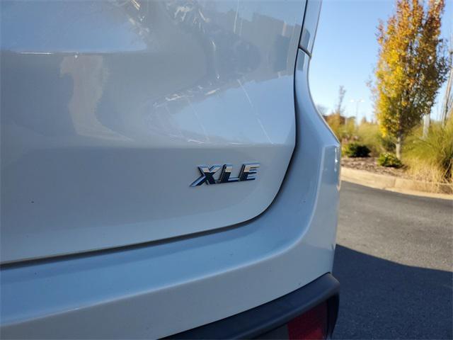 used 2019 Toyota Highlander car, priced at $27,988