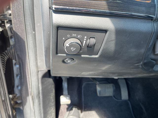 used 2015 Jeep Grand Cherokee car, priced at $12,490
