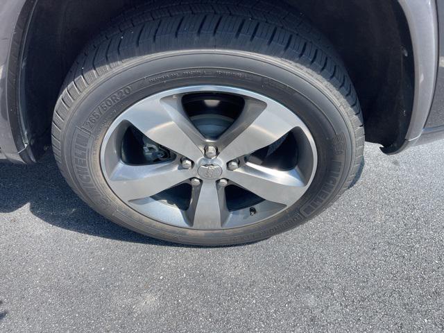 used 2015 Jeep Grand Cherokee car, priced at $12,490