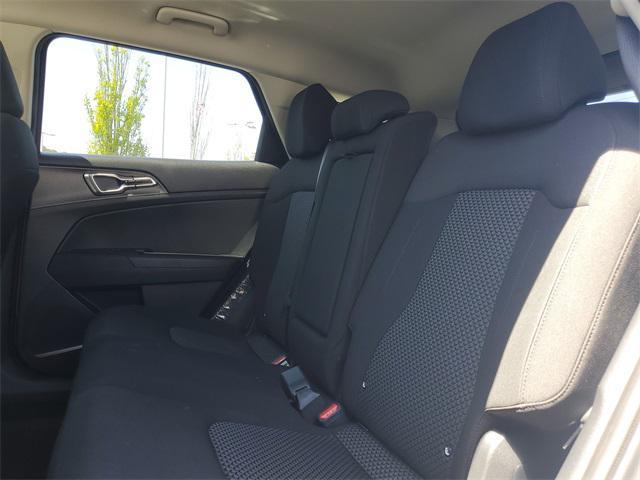 new 2025 Kia Sportage Hybrid car, priced at $29,366