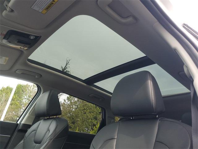 new 2025 Kia Sorento car, priced at $35,387