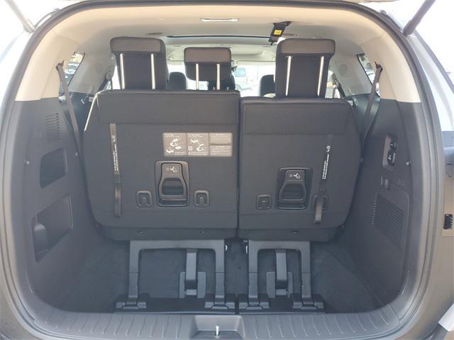 new 2026 Kia Carnival Hybrid car, priced at $52,326