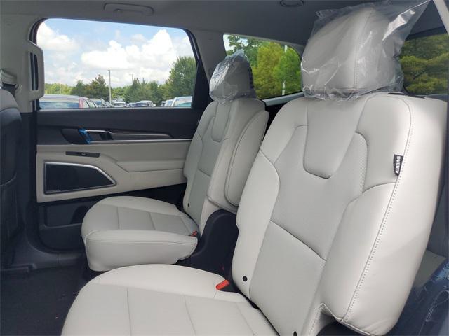 new 2025 Kia Telluride car, priced at $40,396