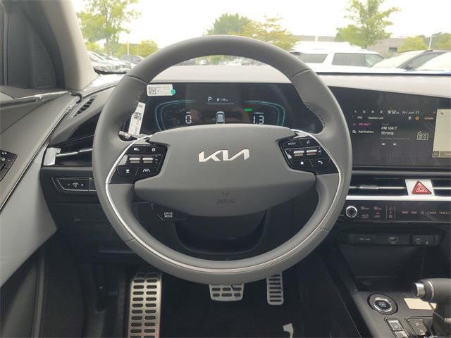new 2025 Kia Niro car, priced at $32,305