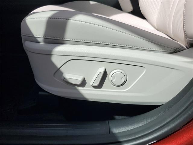 new 2025 Kia Sorento car, priced at $39,898