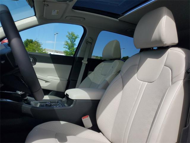 new 2025 Kia Sorento car, priced at $39,898