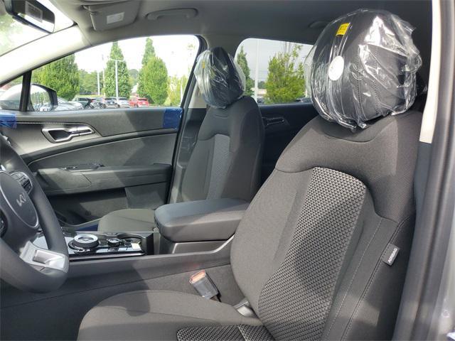 new 2025 Kia Sportage Hybrid car, priced at $29,175