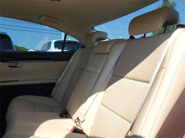 used 2016 Lexus ES 350 car, priced at $15,990