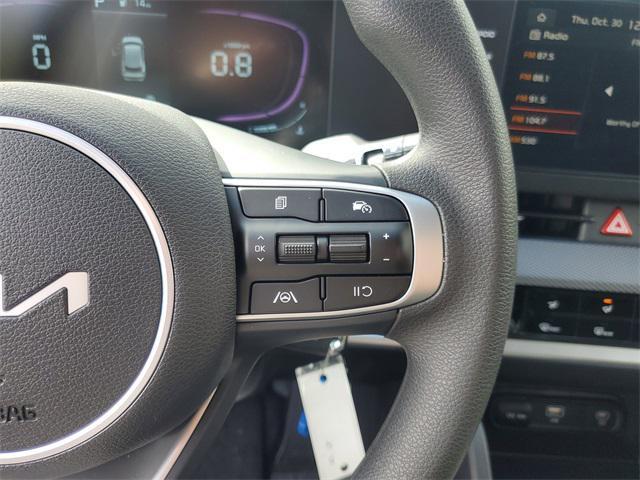 new 2025 Kia Sportage car, priced at $25,670