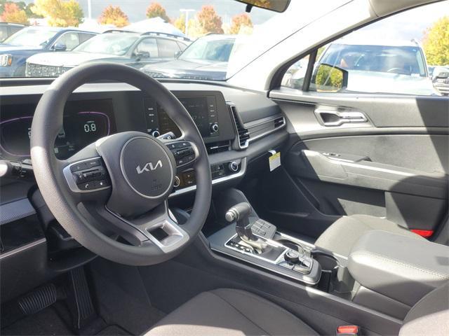 new 2025 Kia Sportage car, priced at $25,670