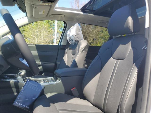 new 2025 Kia Sorento car, priced at $34,826