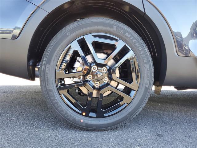 new 2025 Kia Telluride car, priced at $45,866