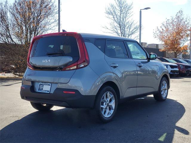 used 2022 Kia Soul car, priced at $17,988