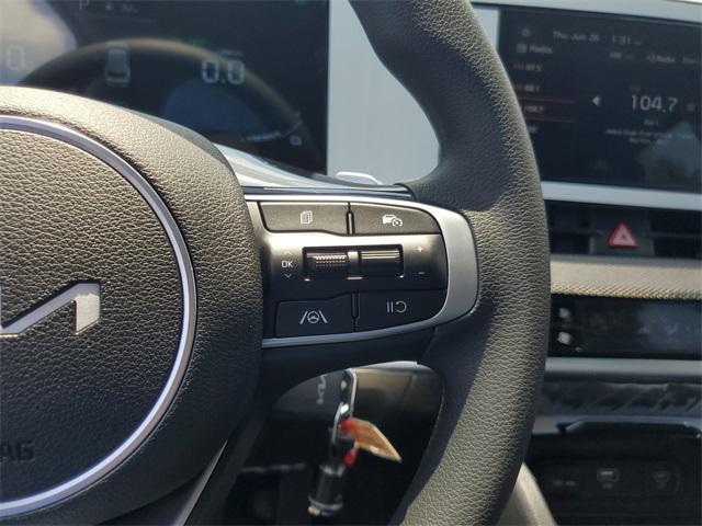 new 2025 Kia Sportage Hybrid car, priced at $29,175
