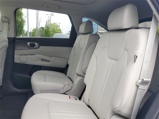 new 2025 Kia Sorento car, priced at $44,165