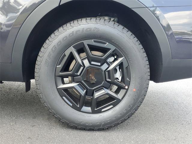 new 2025 Kia Sorento car, priced at $48,373