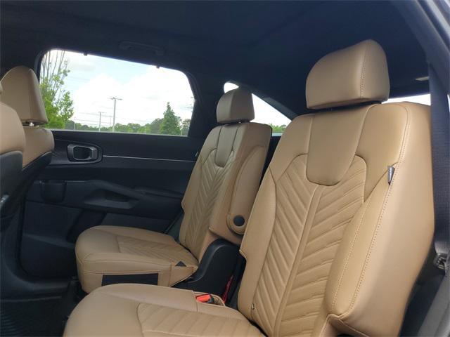 new 2025 Kia Sorento car, priced at $48,373