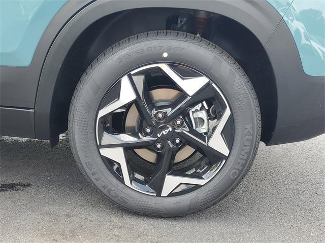 new 2025 Kia Seltos car, priced at $29,876