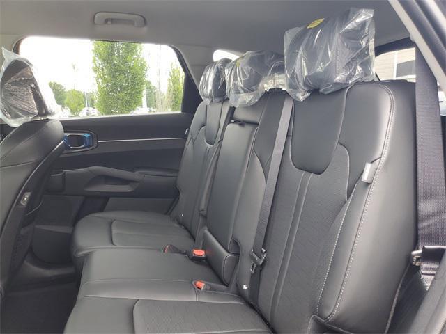 new 2025 Kia Sorento car, priced at $37,181