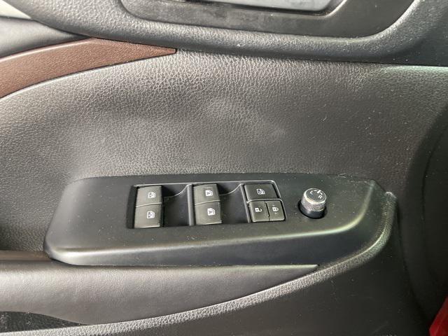 used 2018 Toyota Highlander car, priced at $26,990