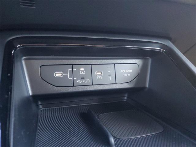 new 2025 Kia K5 car, priced at $33,622