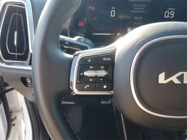 used 2025 Kia Sorento car, priced at $32,988