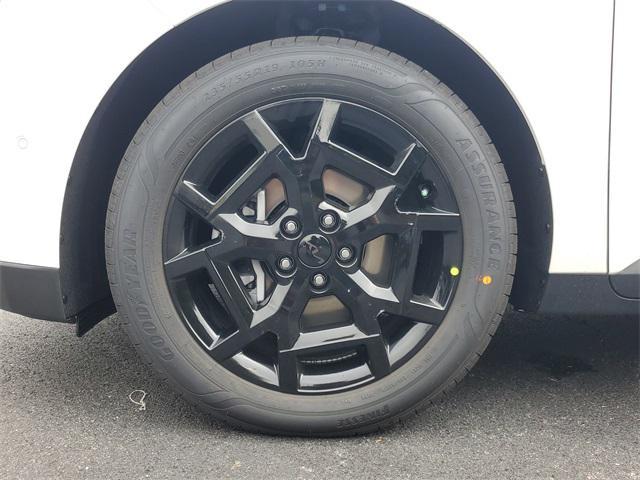 new 2026 Kia Carnival car, priced at $47,177