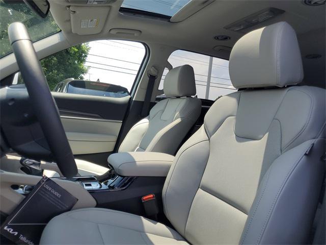 new 2025 Kia Telluride car, priced at $40,740
