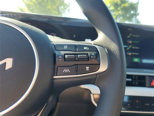 new 2026 Kia K5 car, priced at $27,600