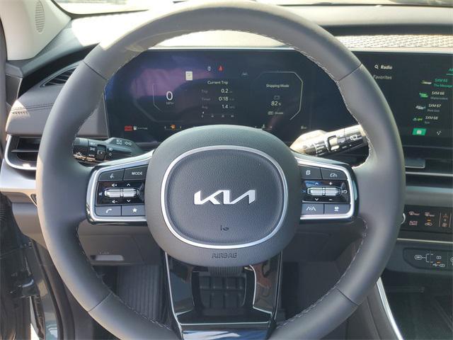 new 2025 Kia Carnival car, priced at $51,788