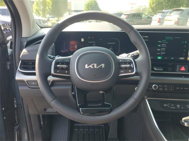 new 2025 Kia Carnival car, priced at $51,788
