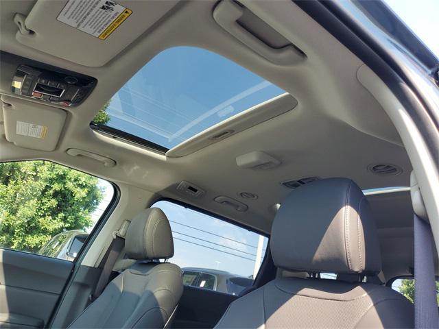 new 2025 Kia Carnival car, priced at $51,788