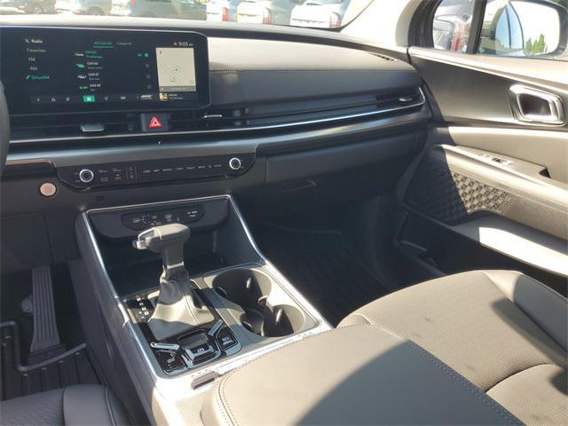new 2025 Kia Carnival car, priced at $51,788