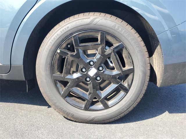 new 2025 Kia Carnival car, priced at $51,788