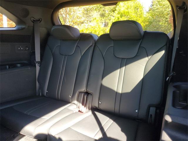 new 2026 Kia Sorento Hybrid car, priced at $48,355